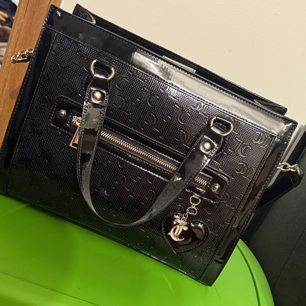 Black Juicy Couture Shiny Leather Handbag With Inner Pockets / Charm Never used